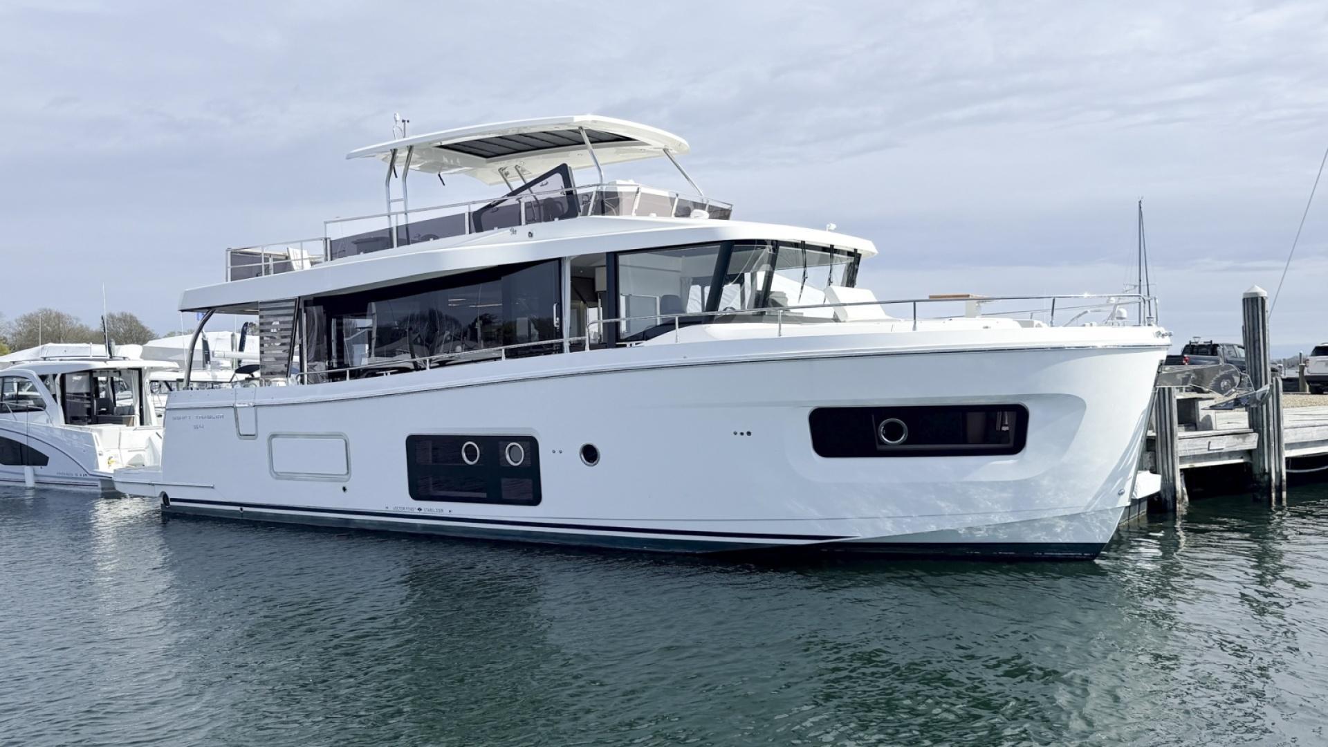 Beneteau Swift Trawler 54