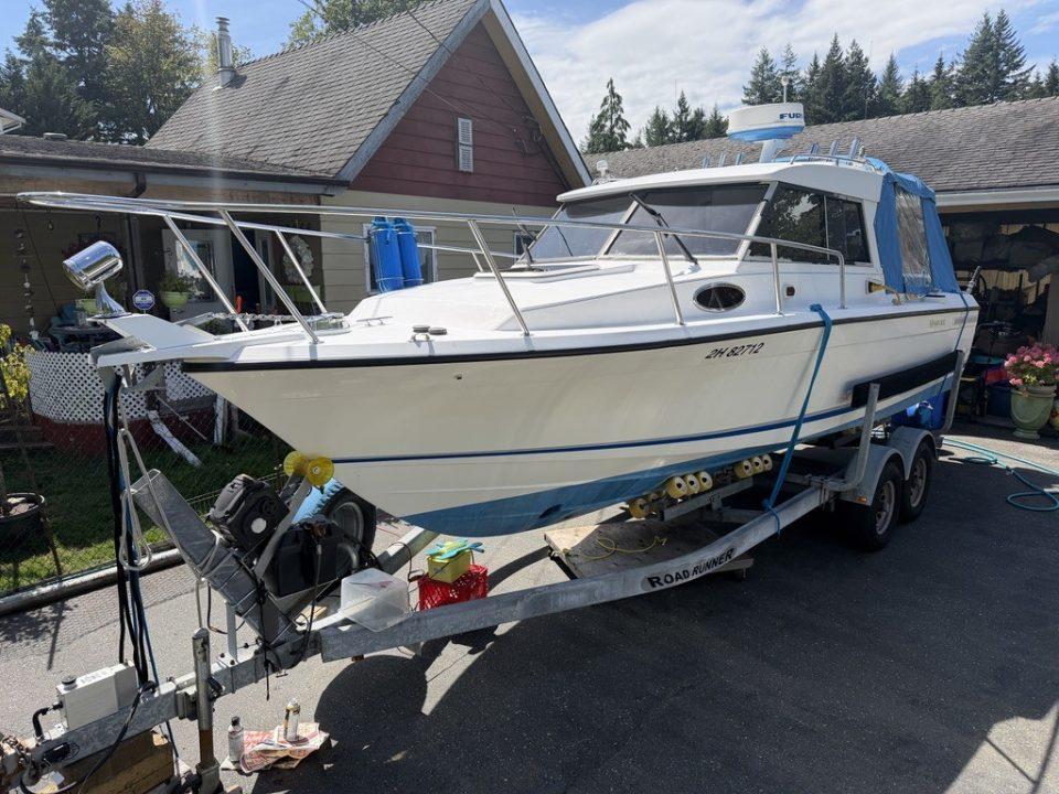 2003 Monaro 24 EXL for sale in Campbell River, BC