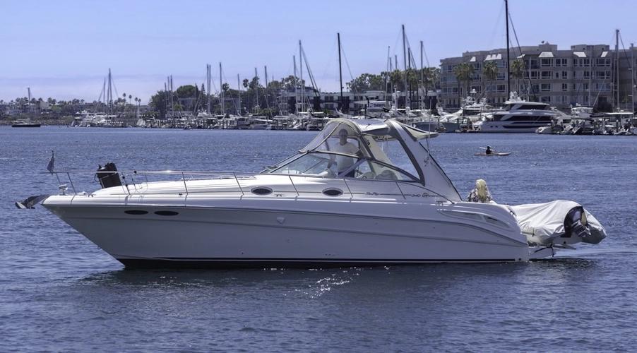 Sea Ray 34