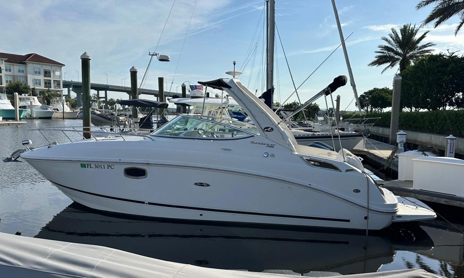 2010 Sea Ray 260 Sundancer for sale in Jacksonville, Florida, United States