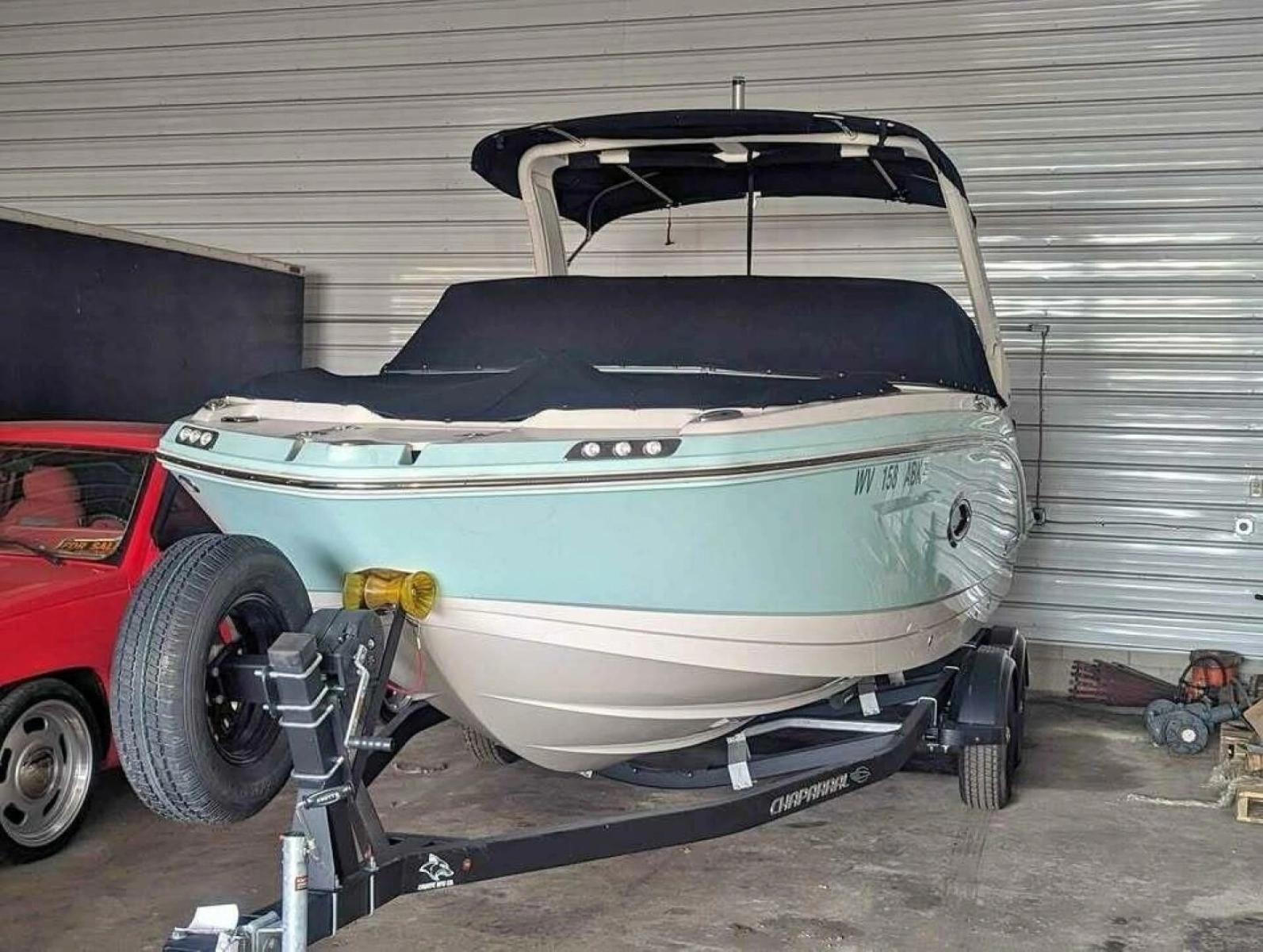 Chaparral 230 Suncoast