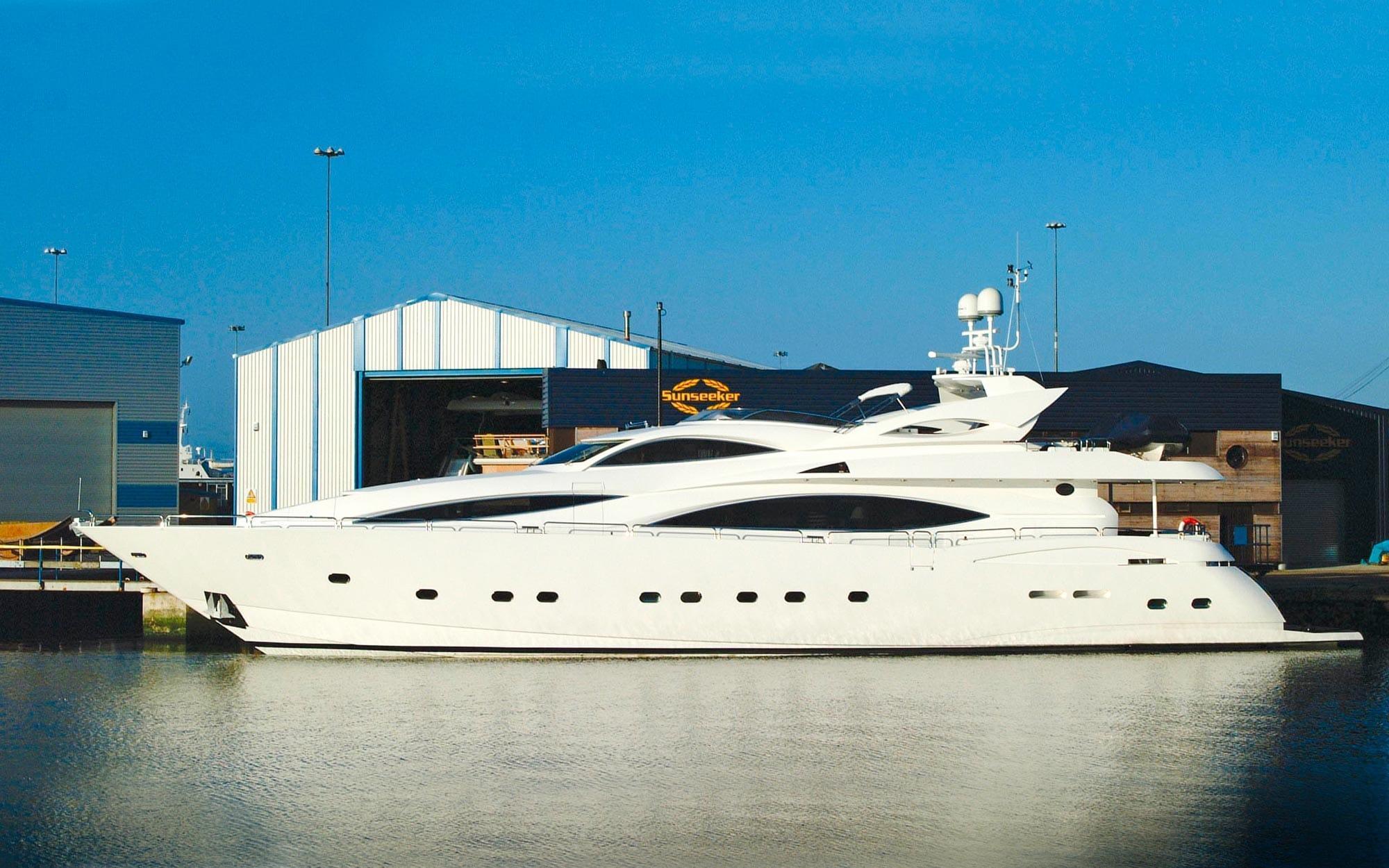 2000 for sale in Greece