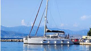 Privilege 585