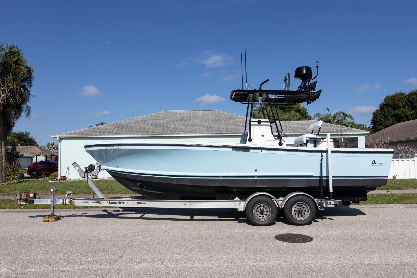 Albin 25' (7.62 m) 26 Center Console