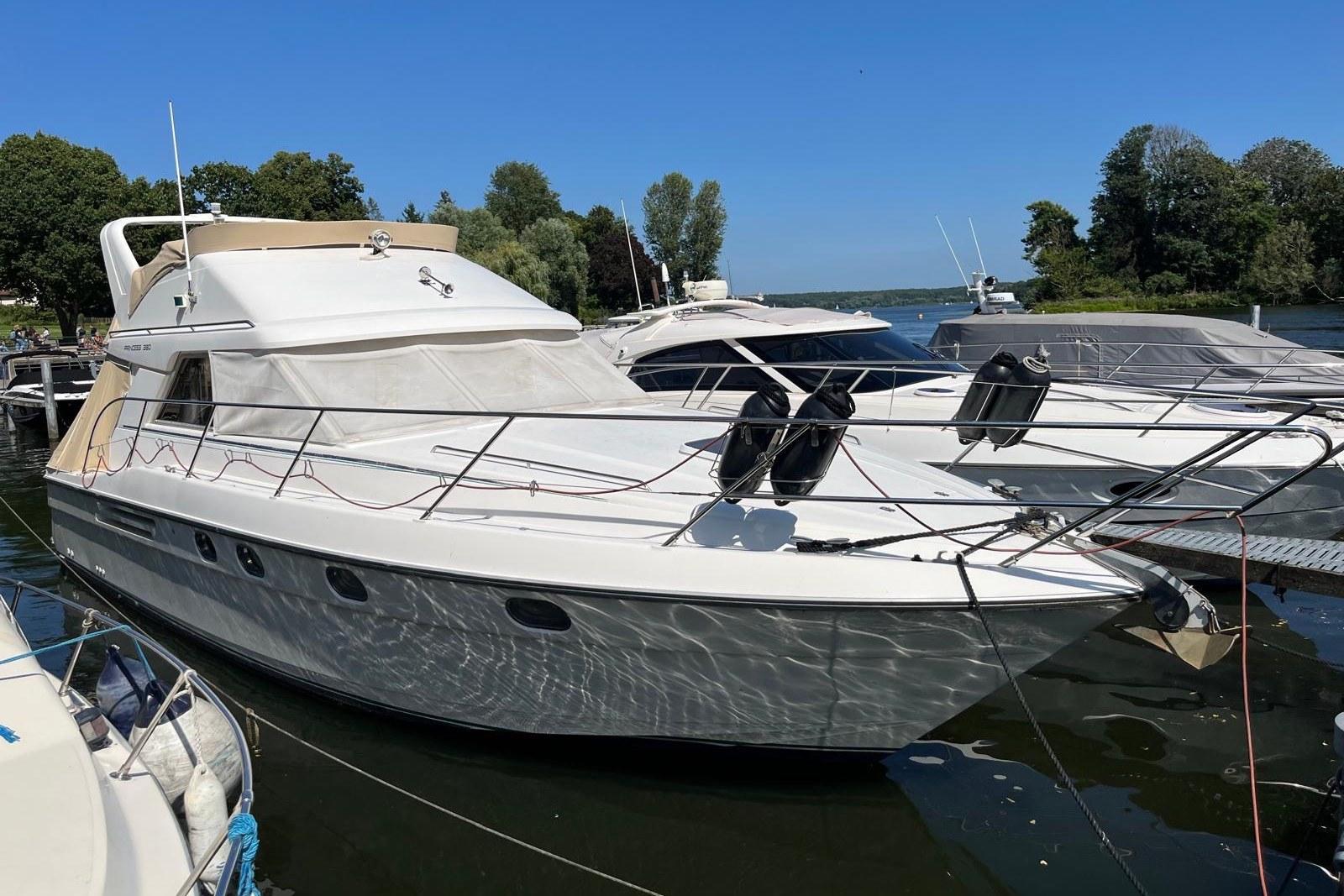 Princess 380 Flybridge for sale in DE, Spandau