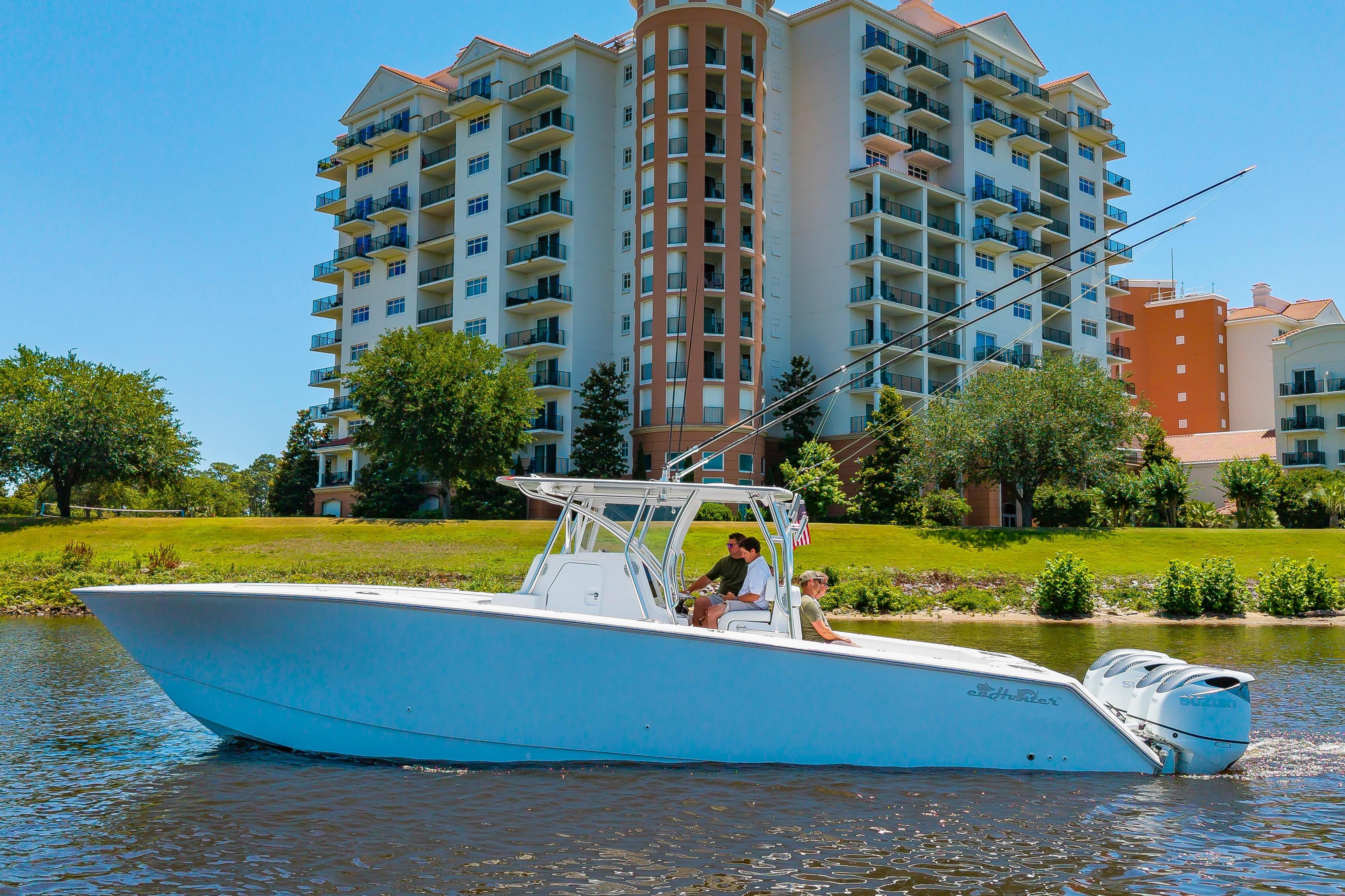 2022 Sea Hunter 38 CTS for sale in Wilmington, North Carolina