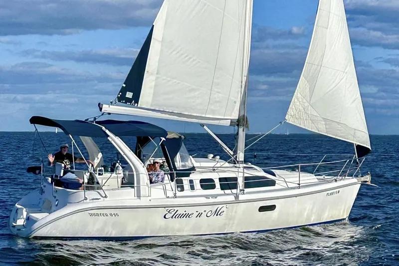 Hunter 310