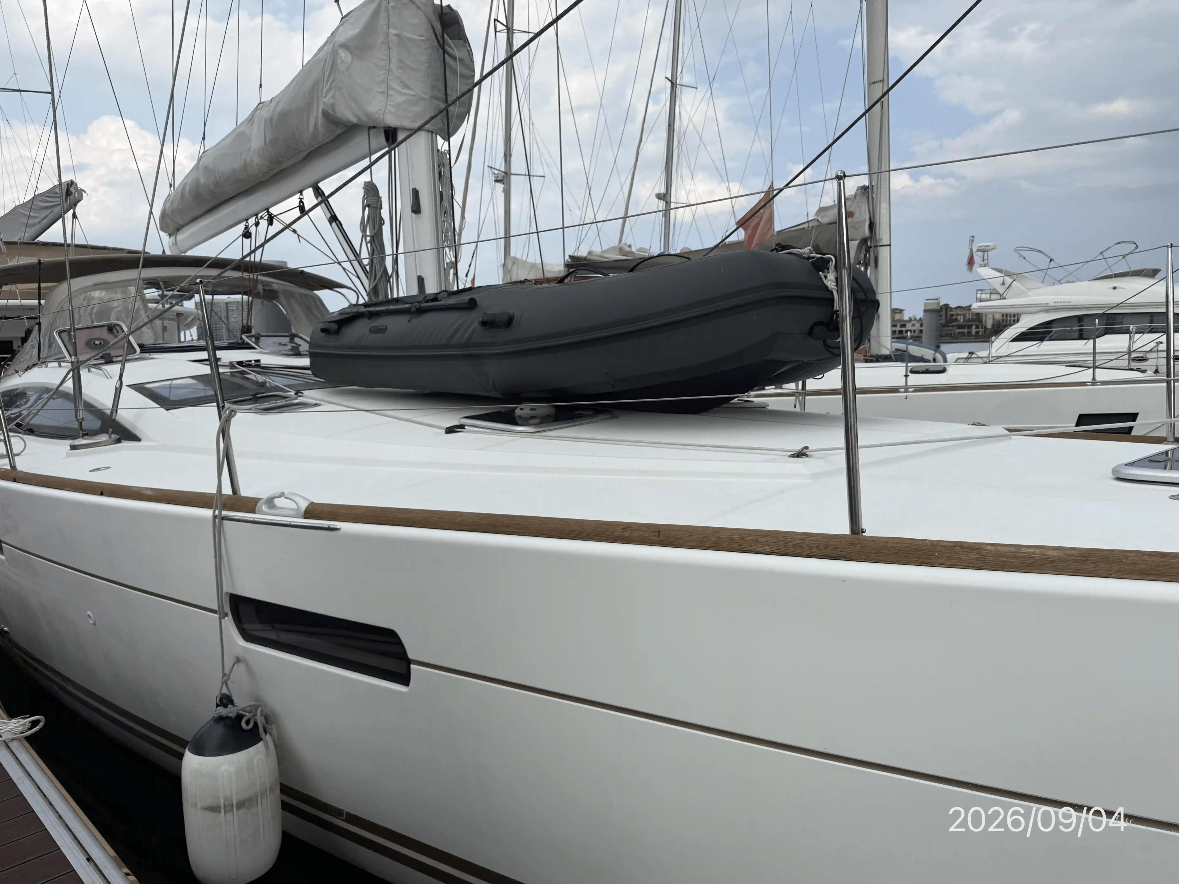 Photo 6