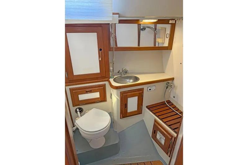 Photo 10