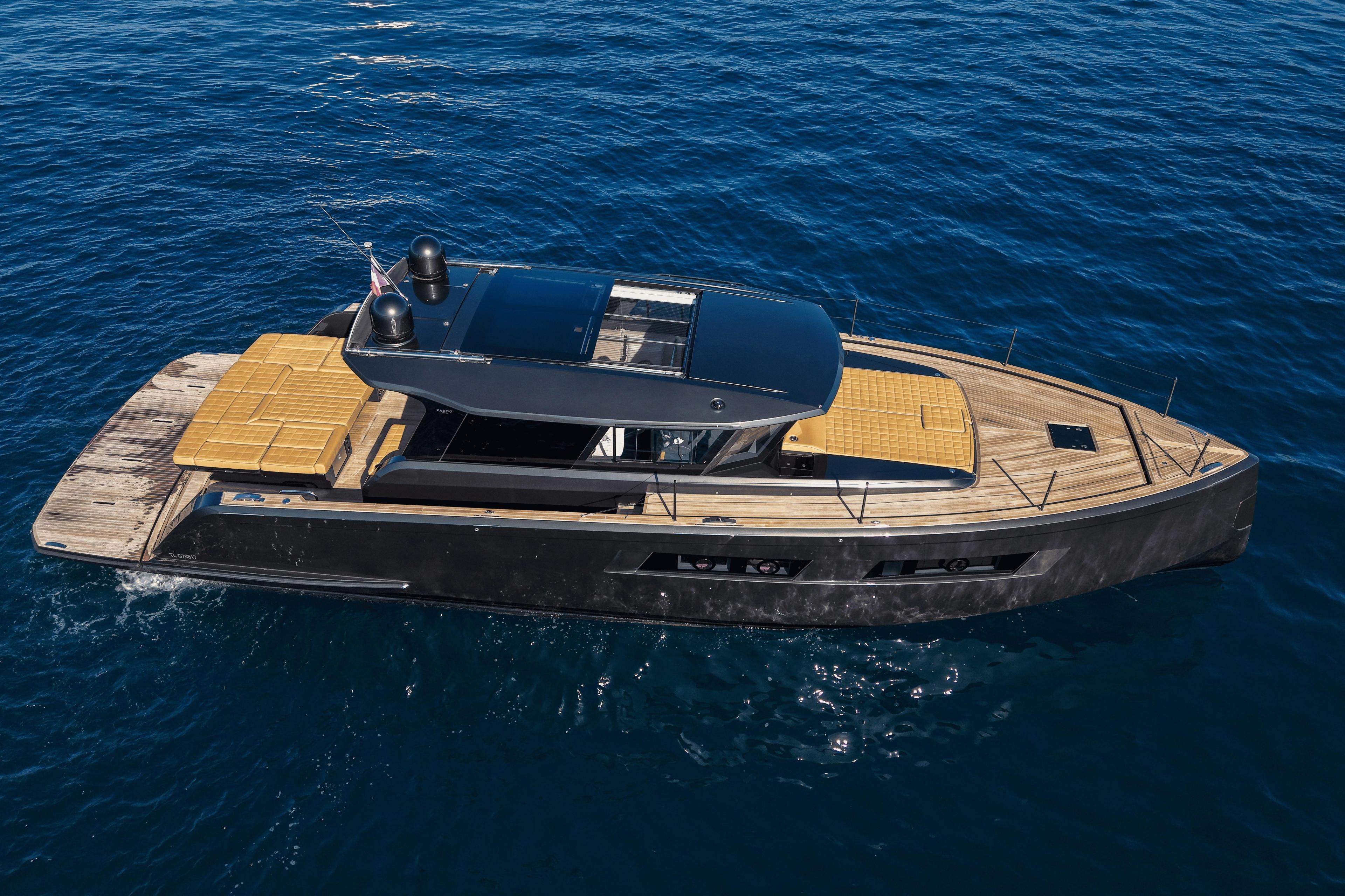 Pardo GT52