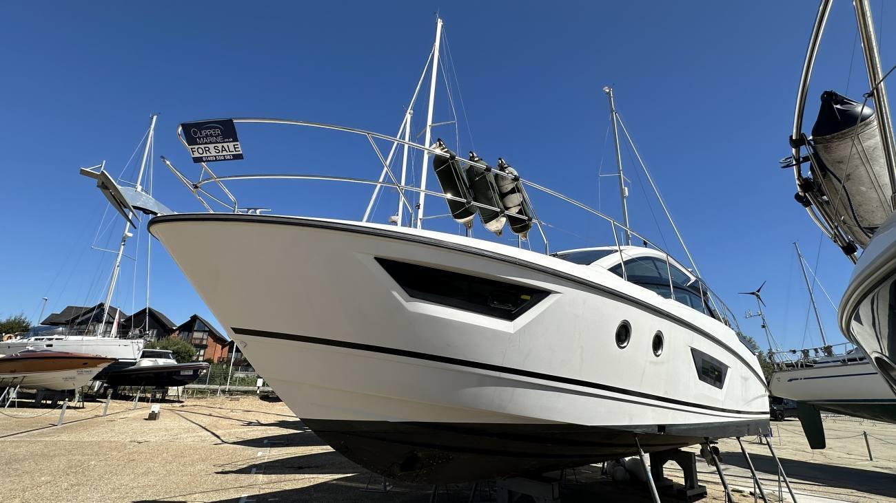 2016 Beneteau Gran Turismo 40 for sale in Swanwick Marina, Hampshire, United Kingdom