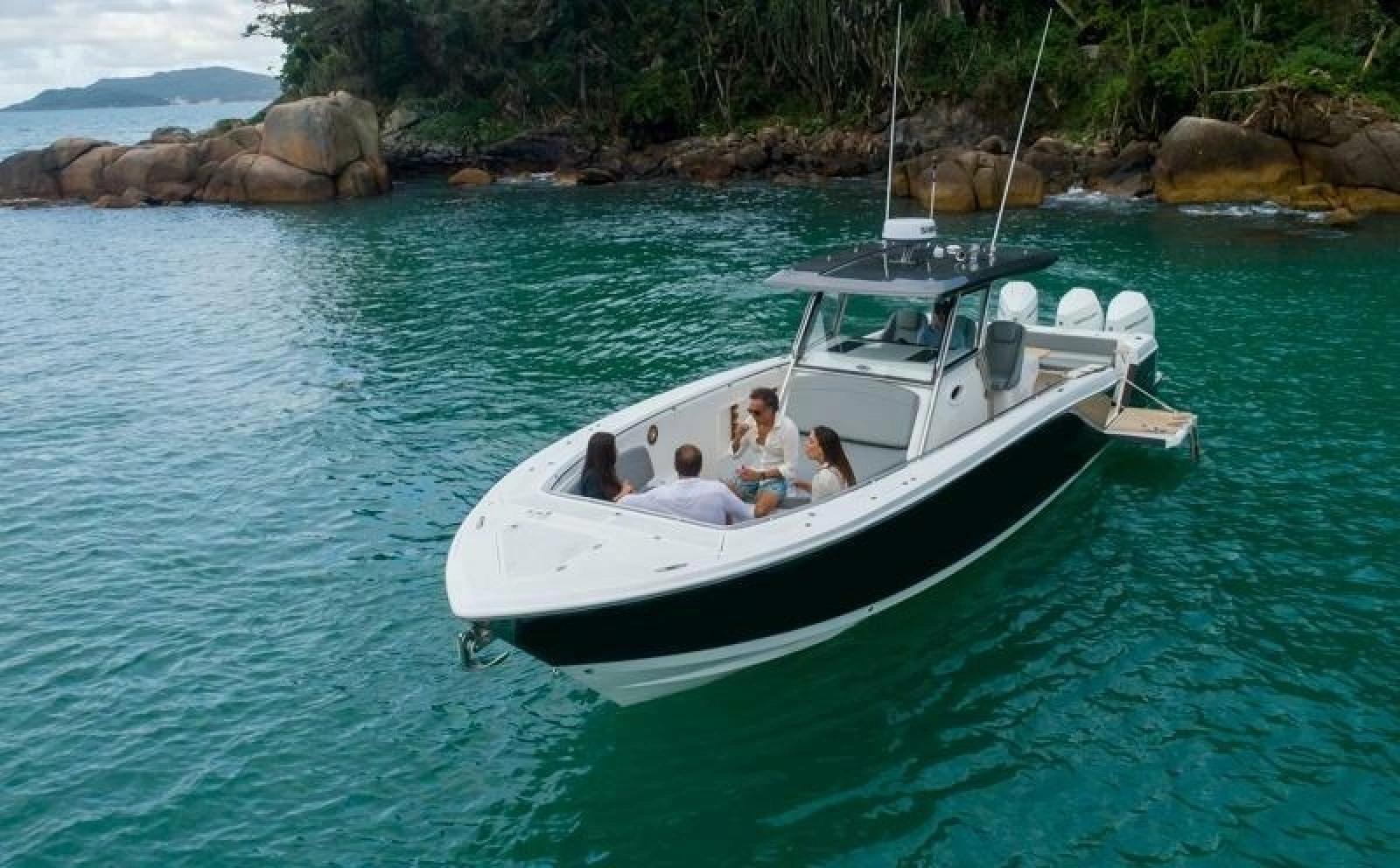 Fishing Raptor 390 Solarium