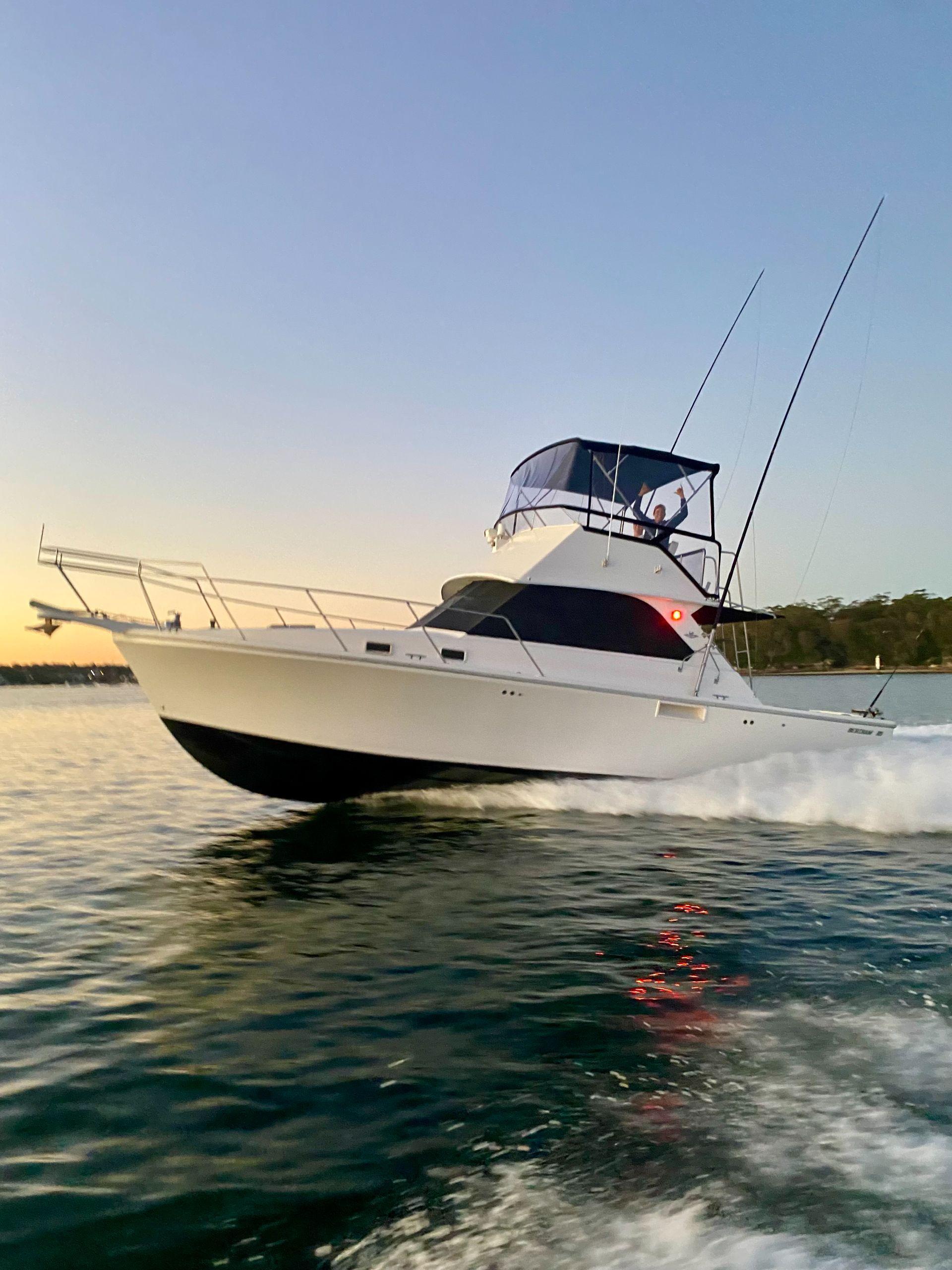 Bertram 35 FLYBRIDGE