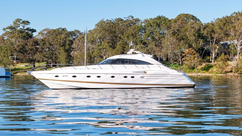 2004 Princess V65 SPORTS YACHT for sale