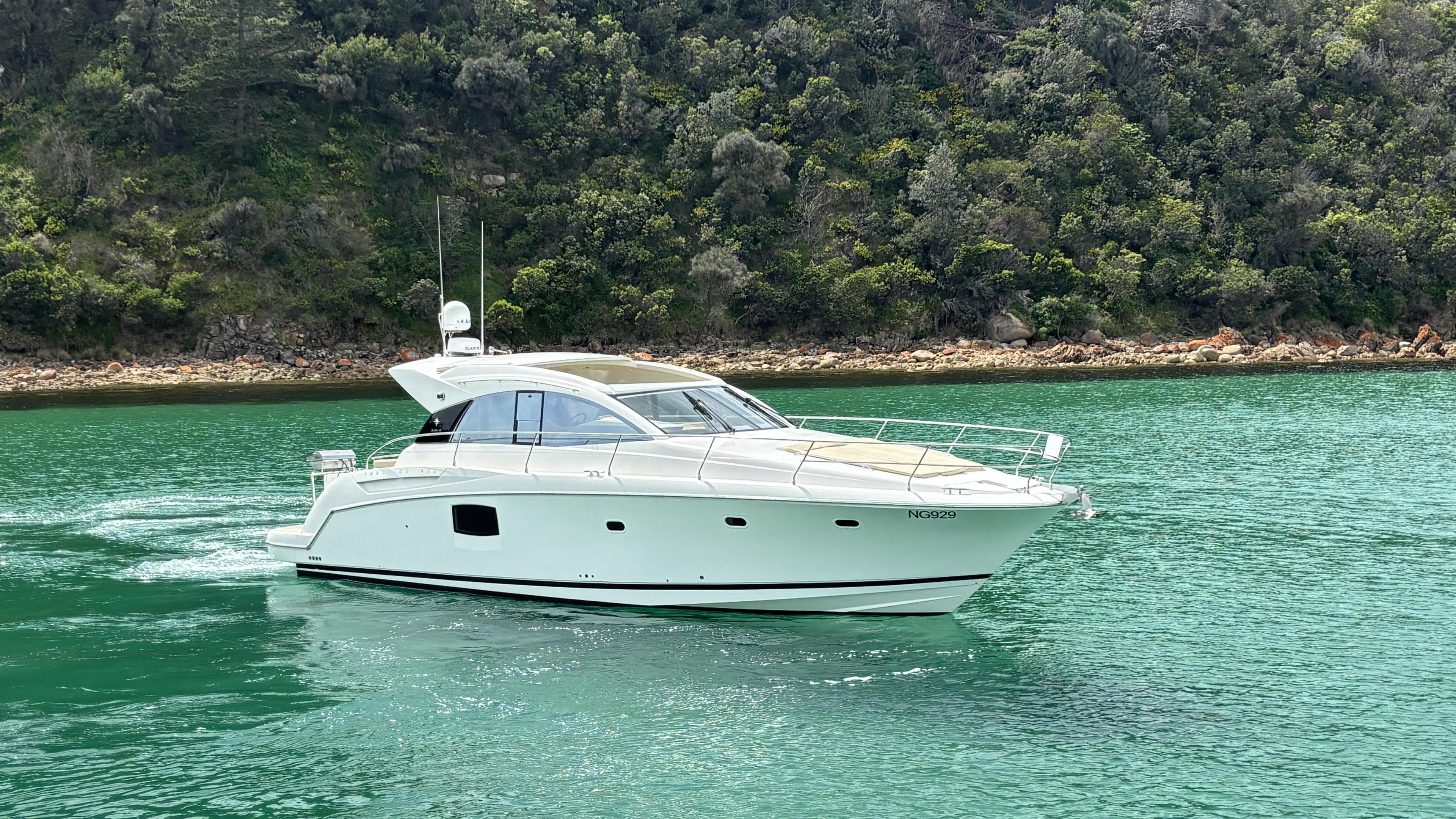 2008 Jeanneau Prestige 42S for sale in Martha Cove