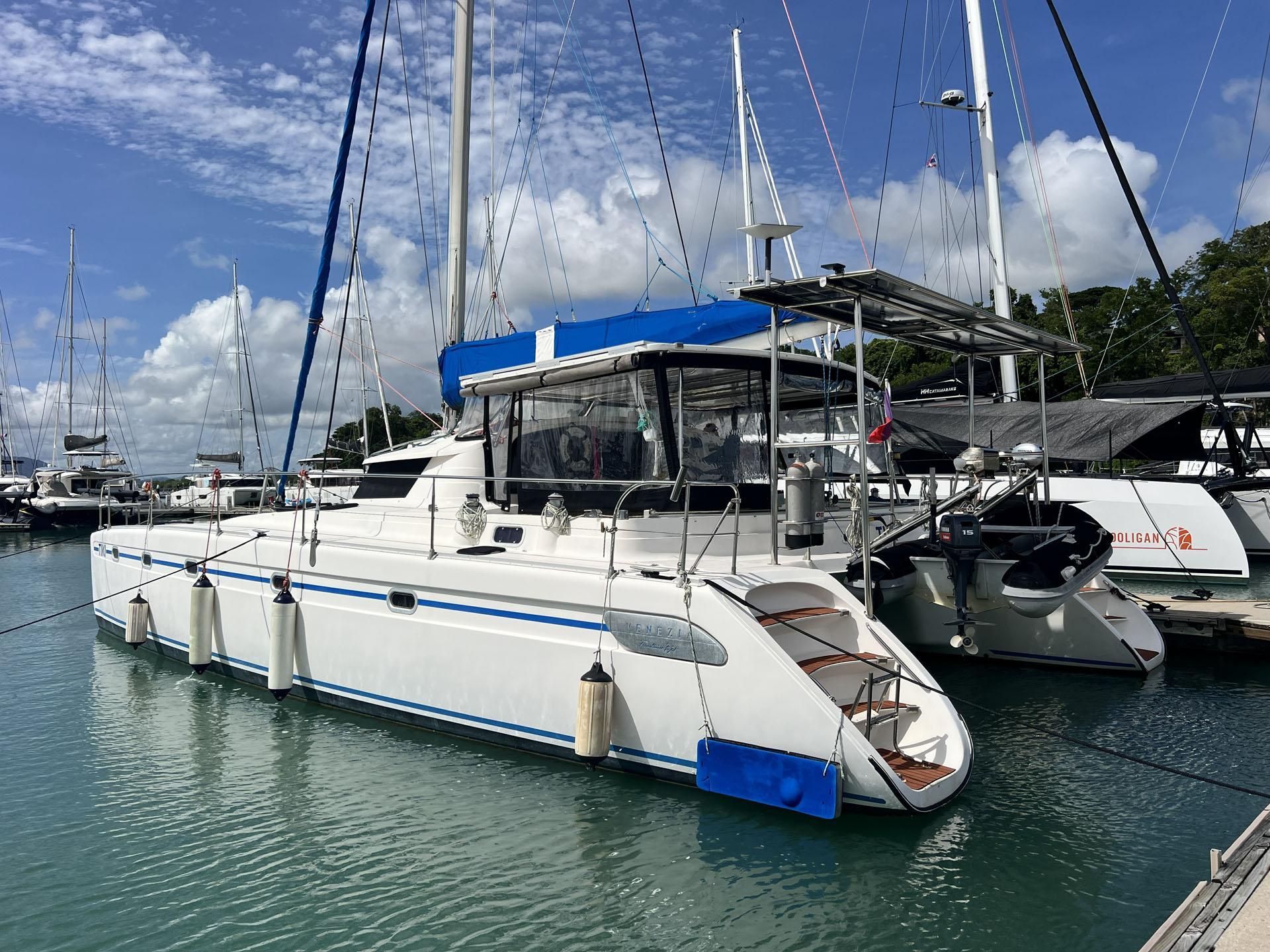 Fountaine Pajot Venezia 42