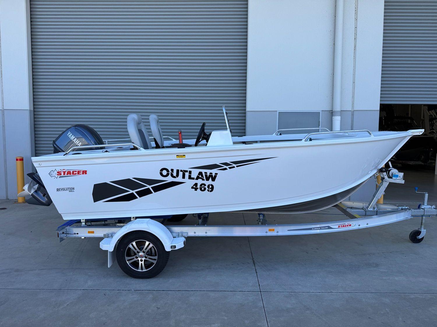 Stacer 469 OUTLAW SIDE CONSOLE