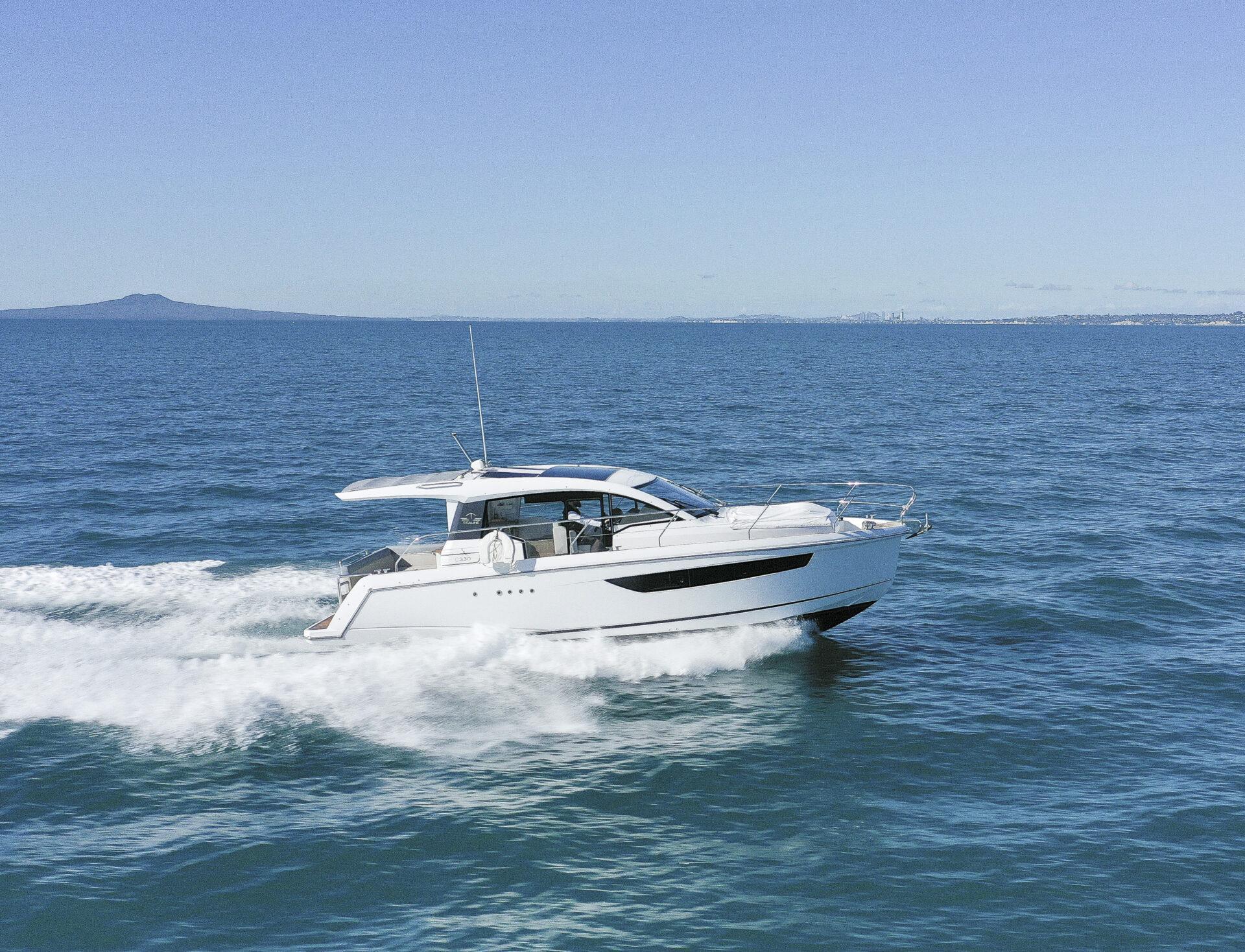 2016 Sealine C330 for sale in Gulf Harbour