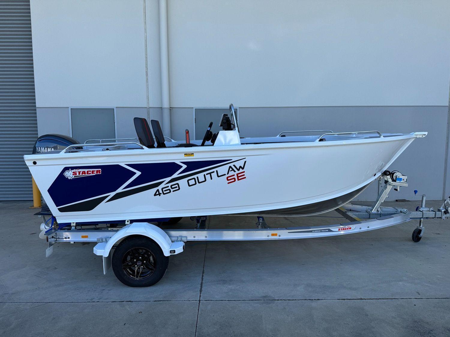 Stacer 469 OUTLAW SIDE CONSOLE