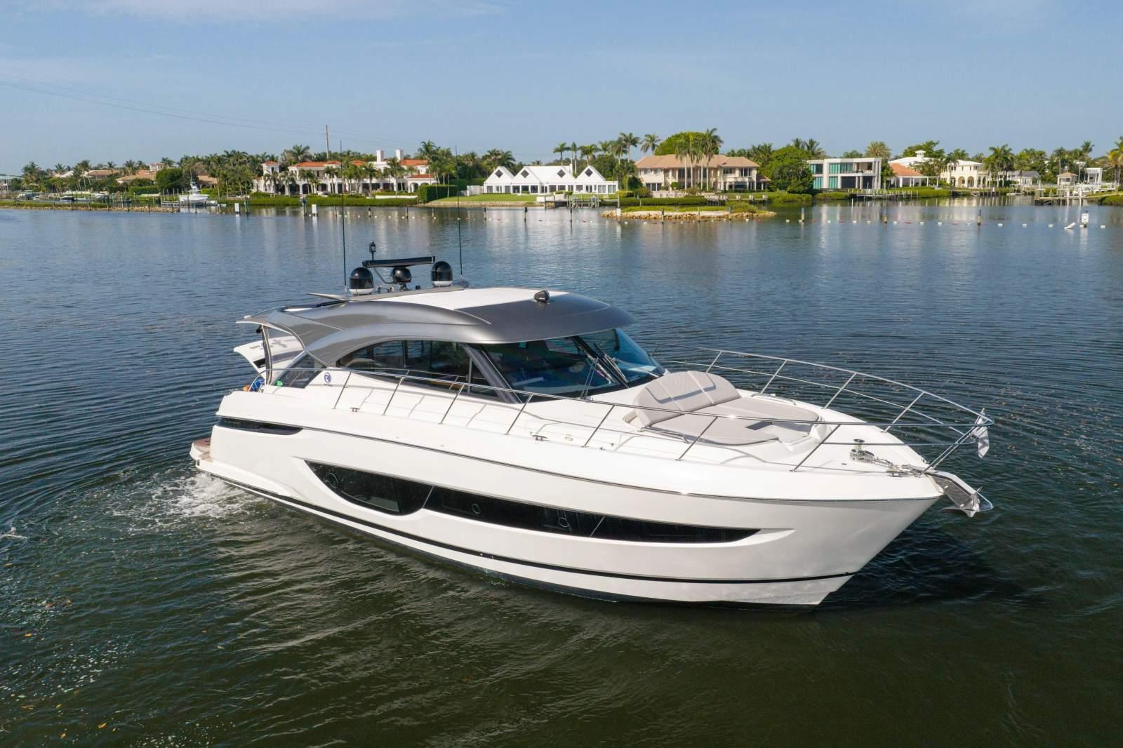 2024 Riviera 4600 Sport Yacht Platinum Edition 2024 Model for sale