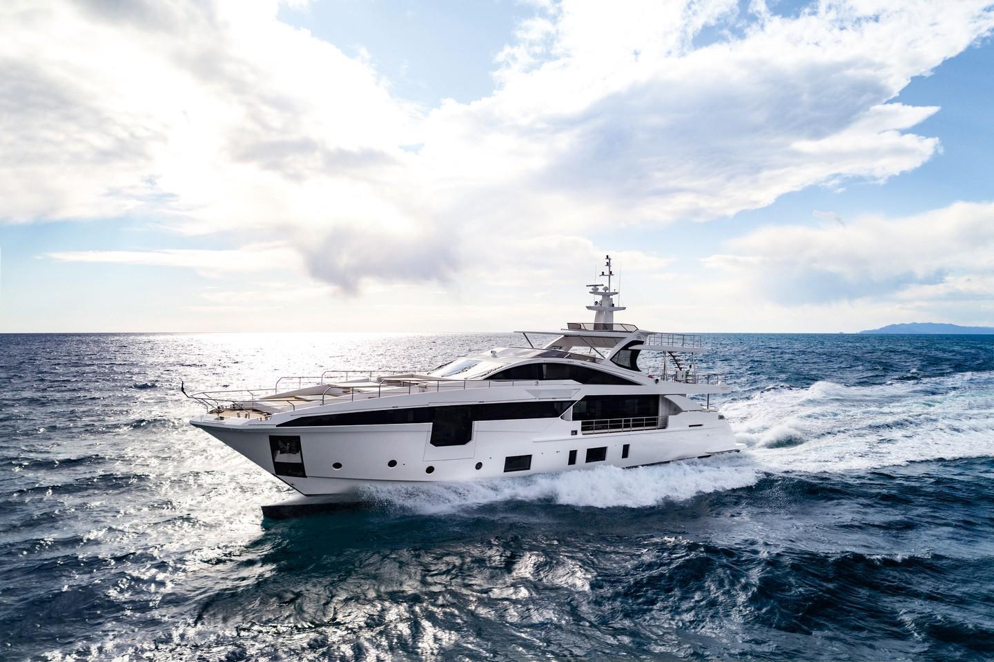 Azimut Grande 35M