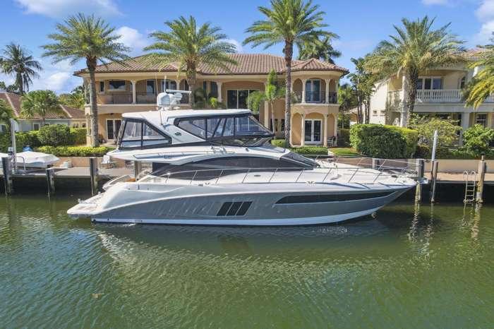 Sea Ray L590