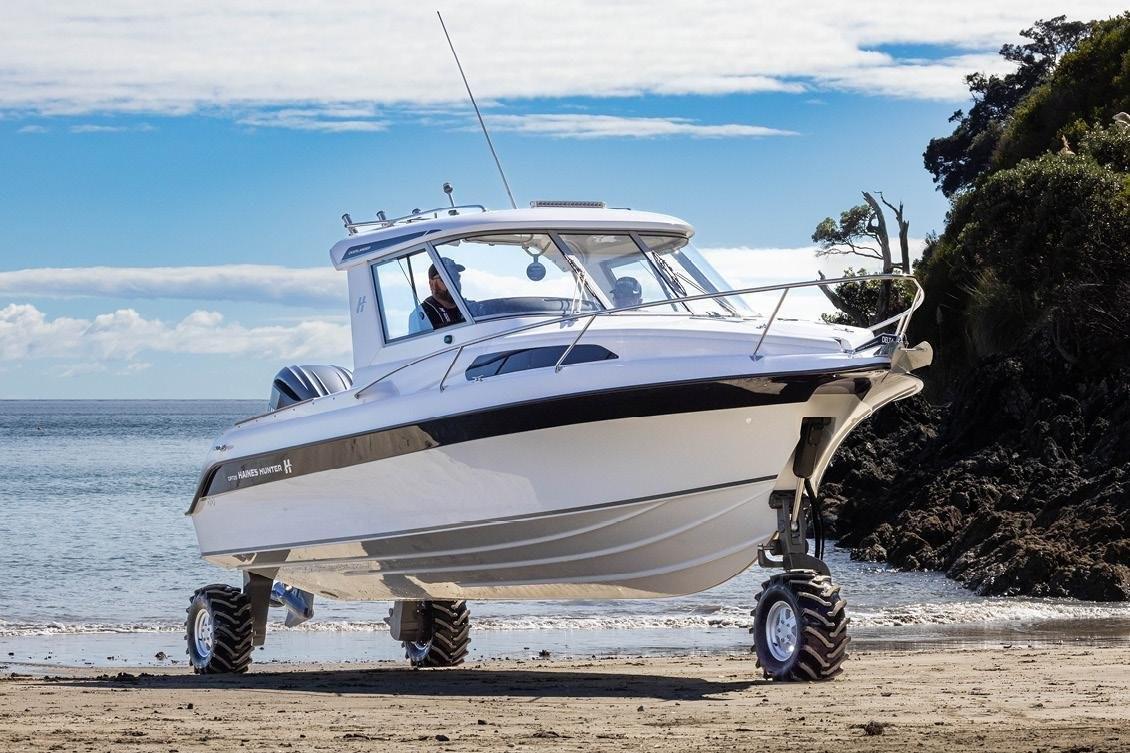 A Haines Hunter OP725 Overlander Pursuit