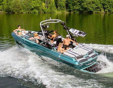 Malibu 22 LSV Wakesetter