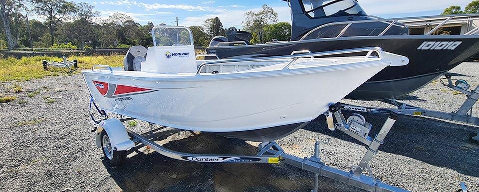Horizon Boats 415 EasyFisher Side Console