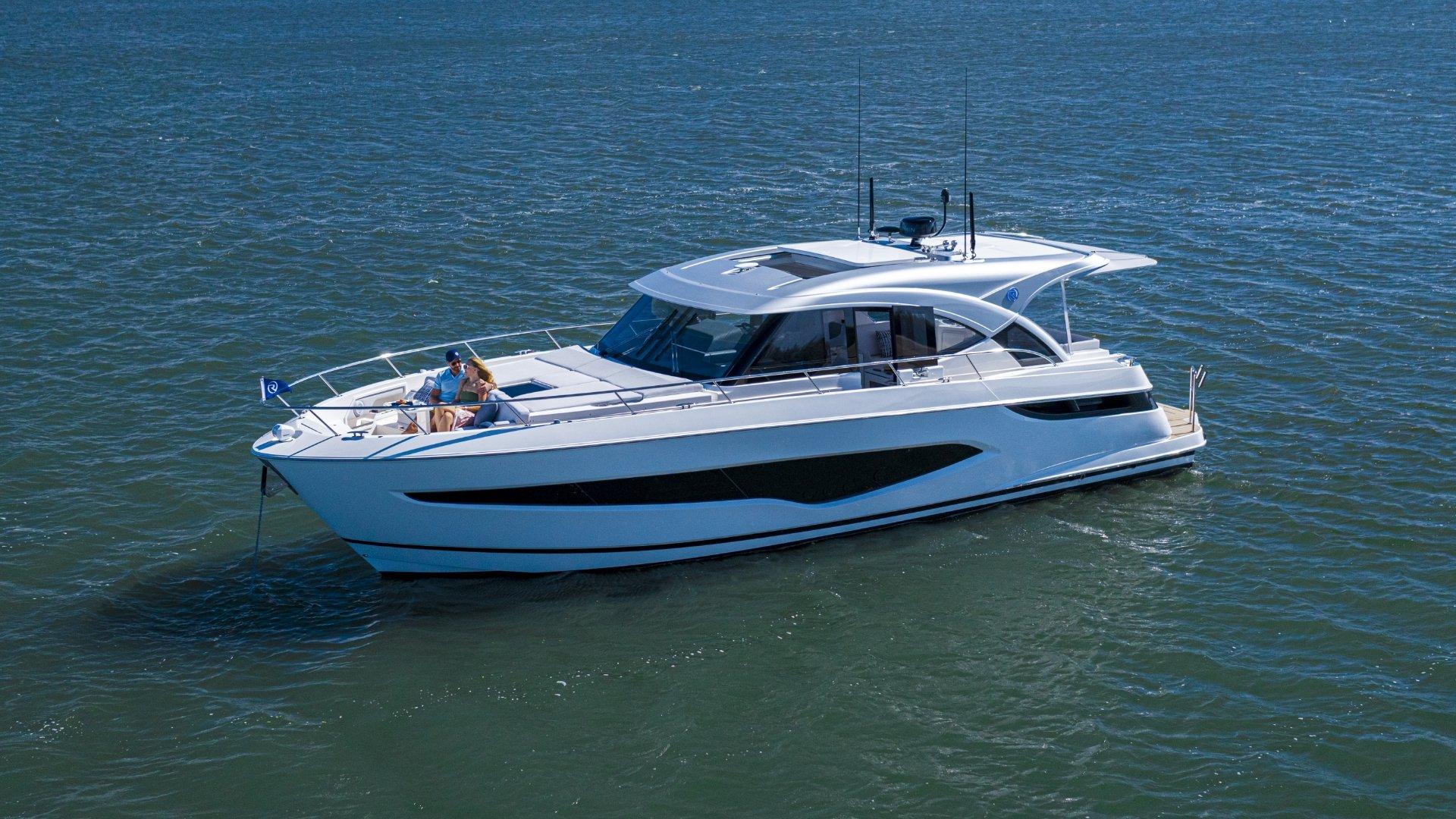 New Riviera 4300 Sports Express for sale
