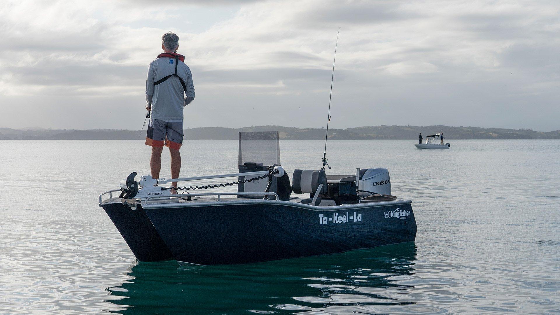Kingfisher Boats 450 Centre Console Powercat