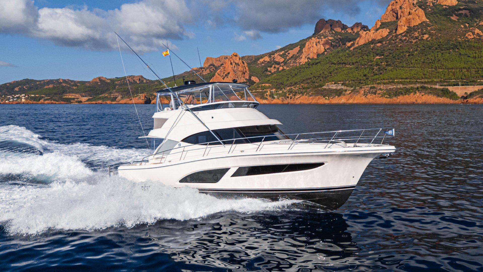 New Riviera 46 Sports Motor Yacht for sale