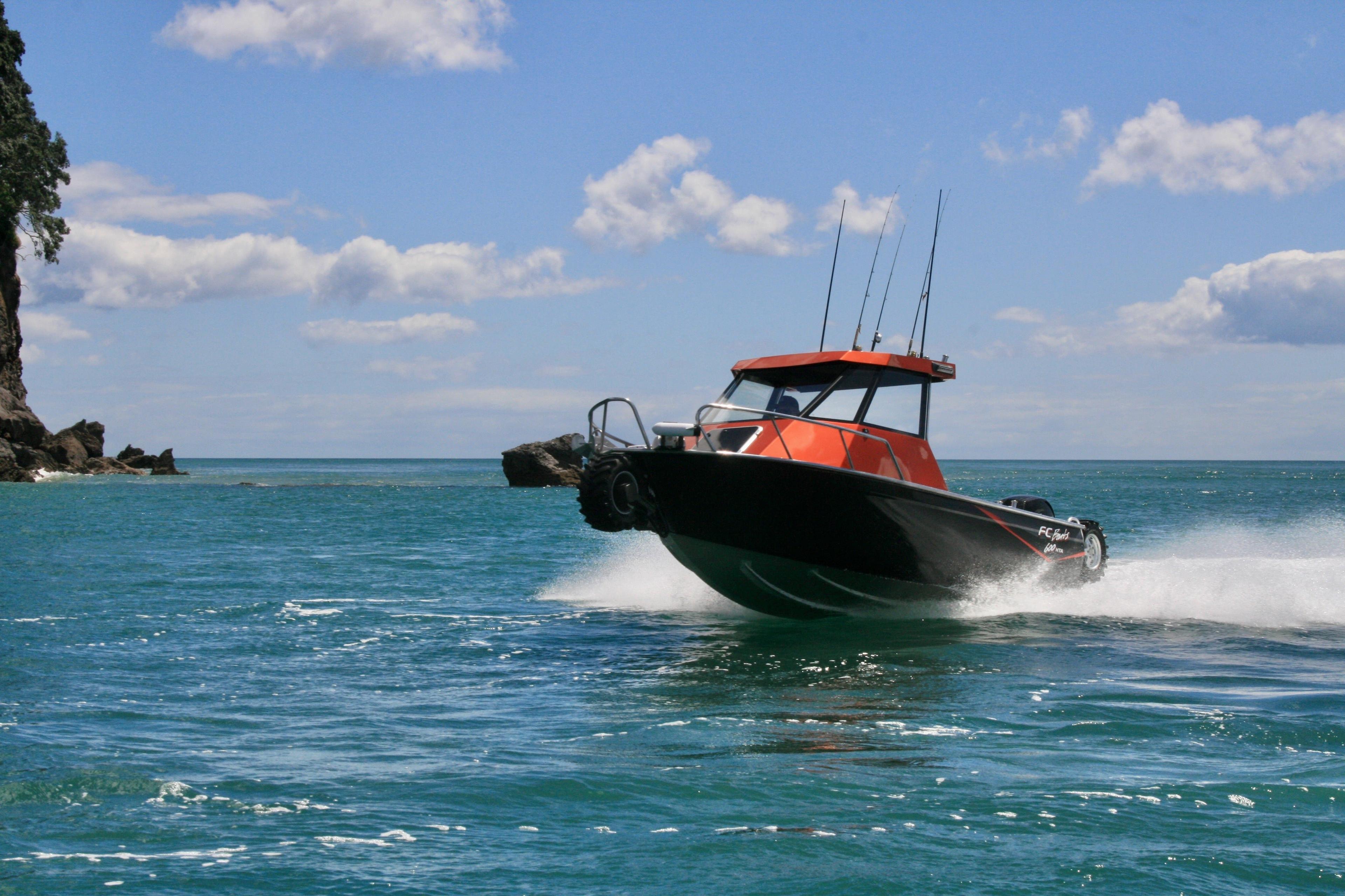 Finchaser 600HTA Hardtop Amphibious