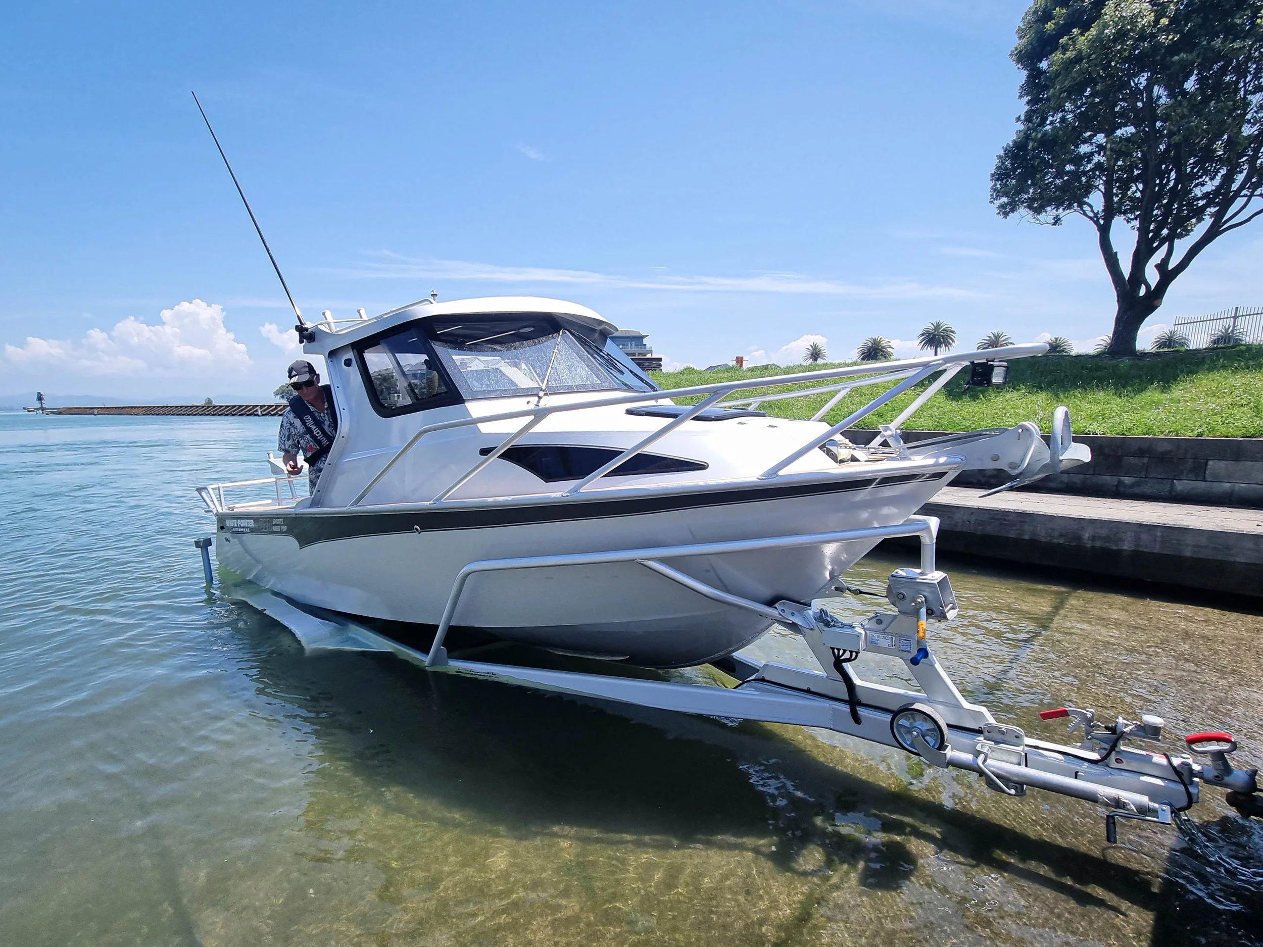 Thumbnail 9 - White Pointer Boats 620 Sports Hardtop