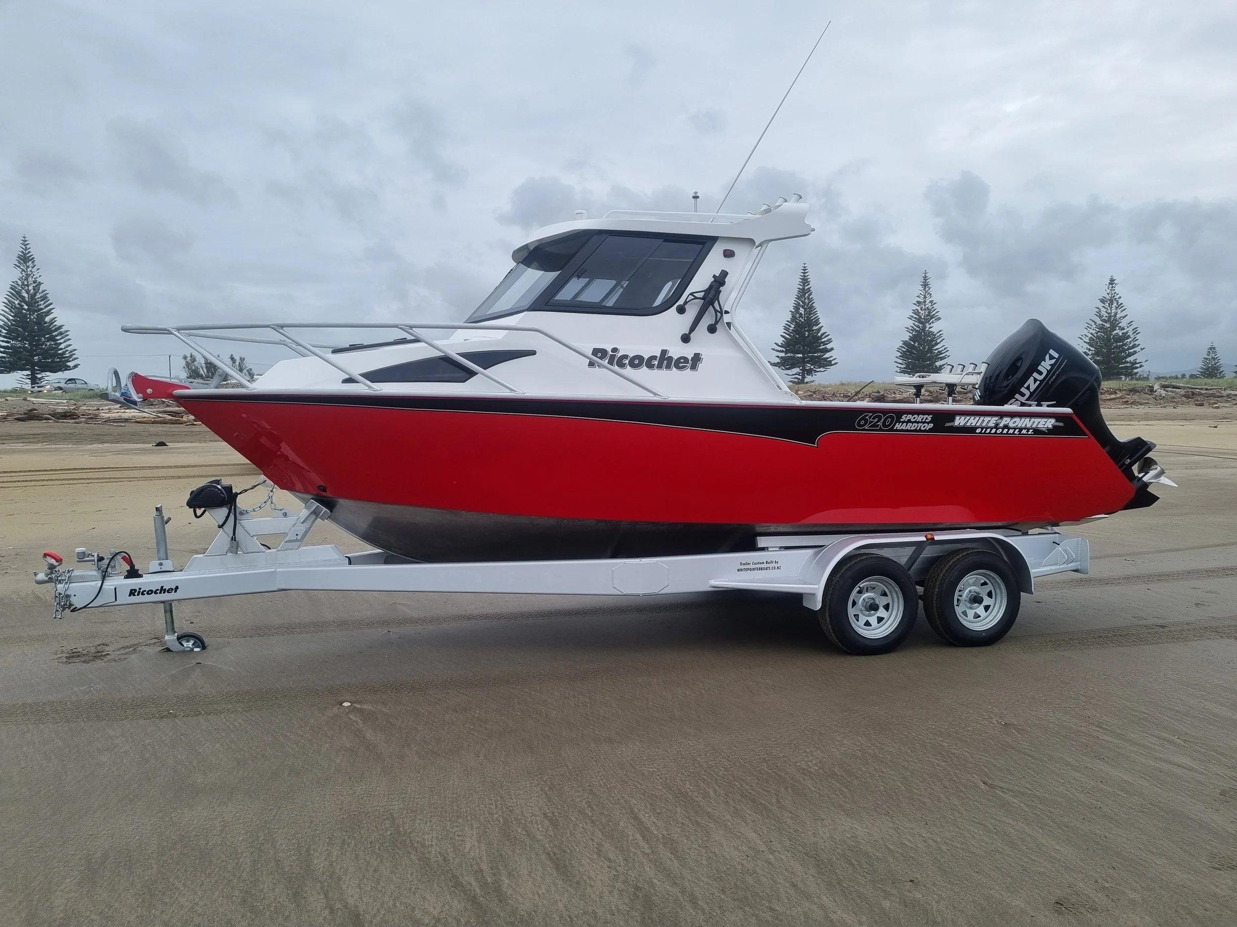 White Pointer Boats 620 Sports Hardtop - Image 1
