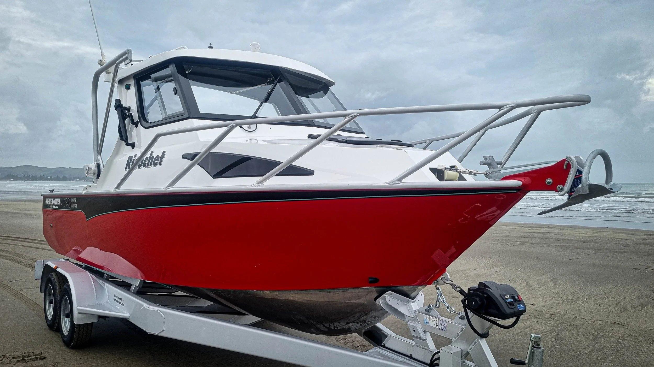 Thumbnail 5 - White Pointer Boats 620 Sports Hardtop