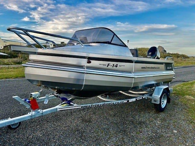 FREWZA F14 Fisher XW