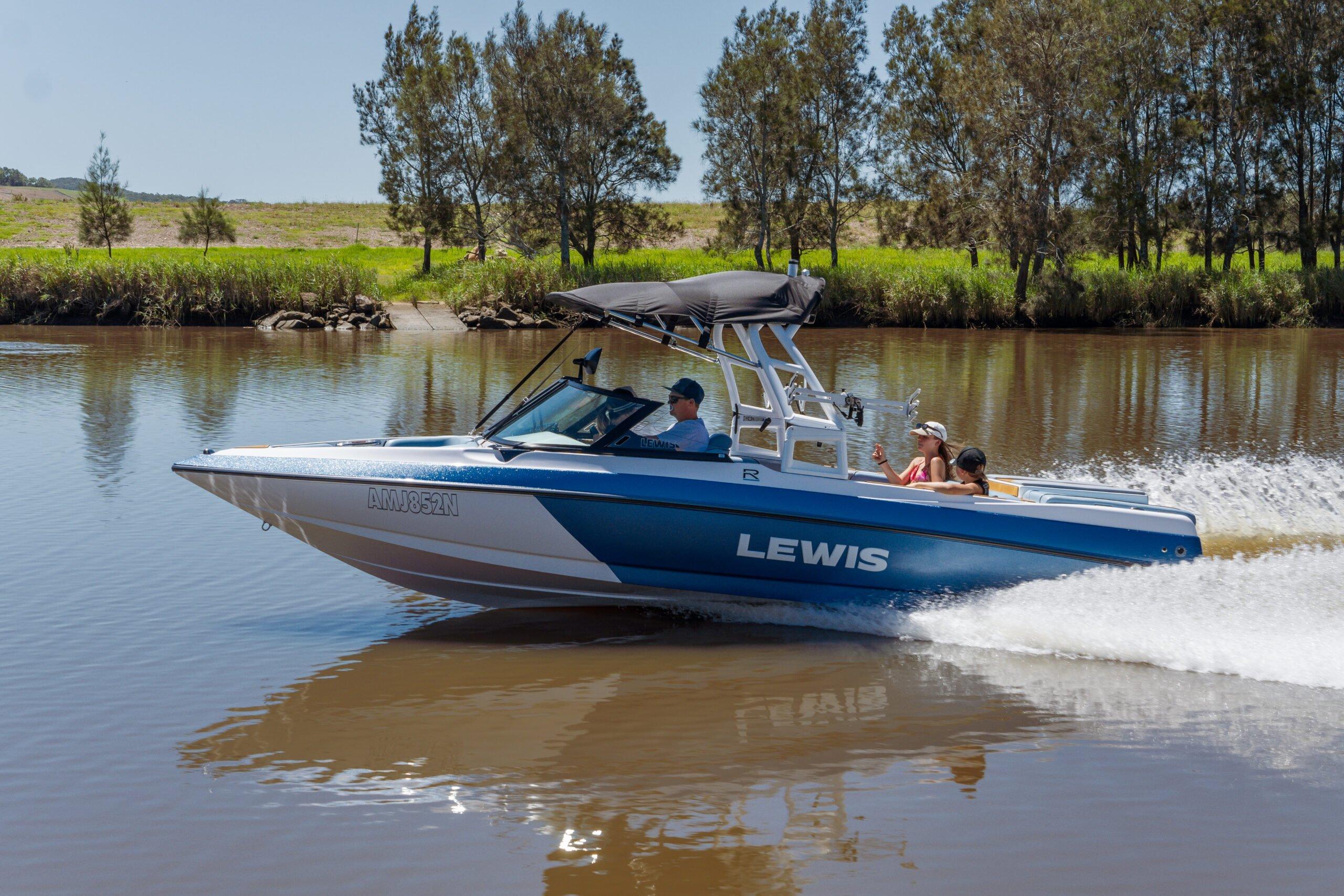 Lewis Boats Lewis Convex V-Drive