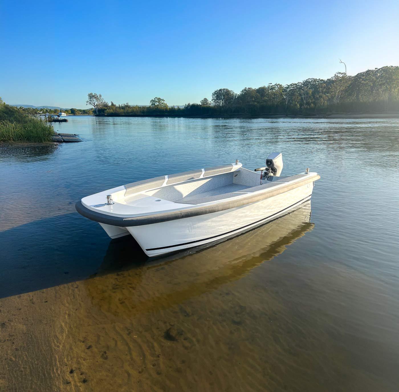 Scimitar Power Catamarans Minitar 375 Tender