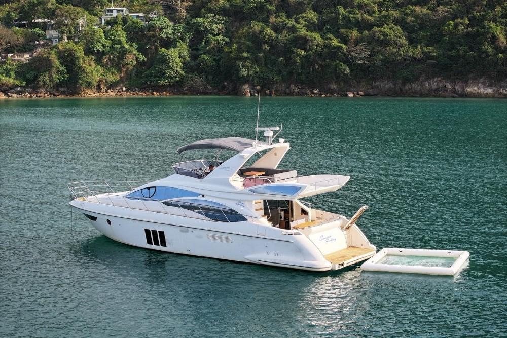 Azimut 58