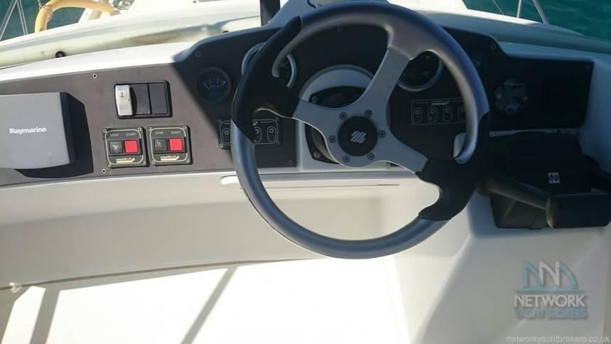 Thumbnail 8 - Beneteau Antares 980