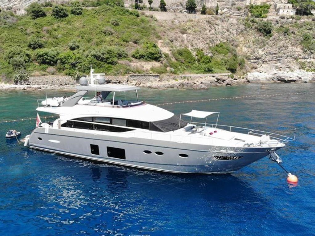 Princess 82 Motor Yacht