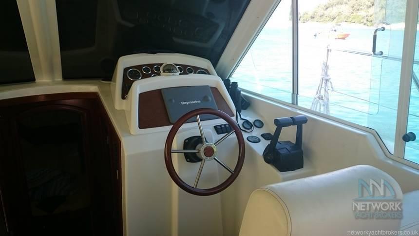 Thumbnail 10 - Beneteau Antares 980