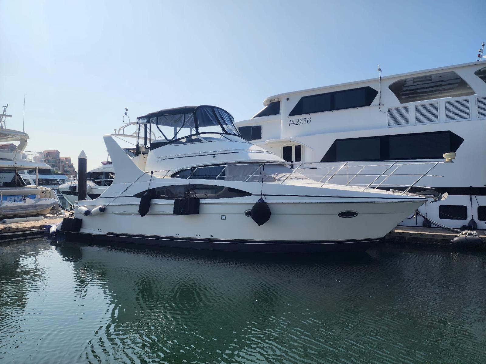 Carver 42 Mariner