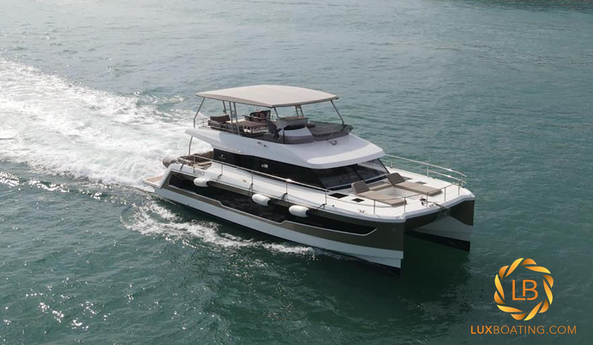 FOUNTAINE PAJOT MY 5