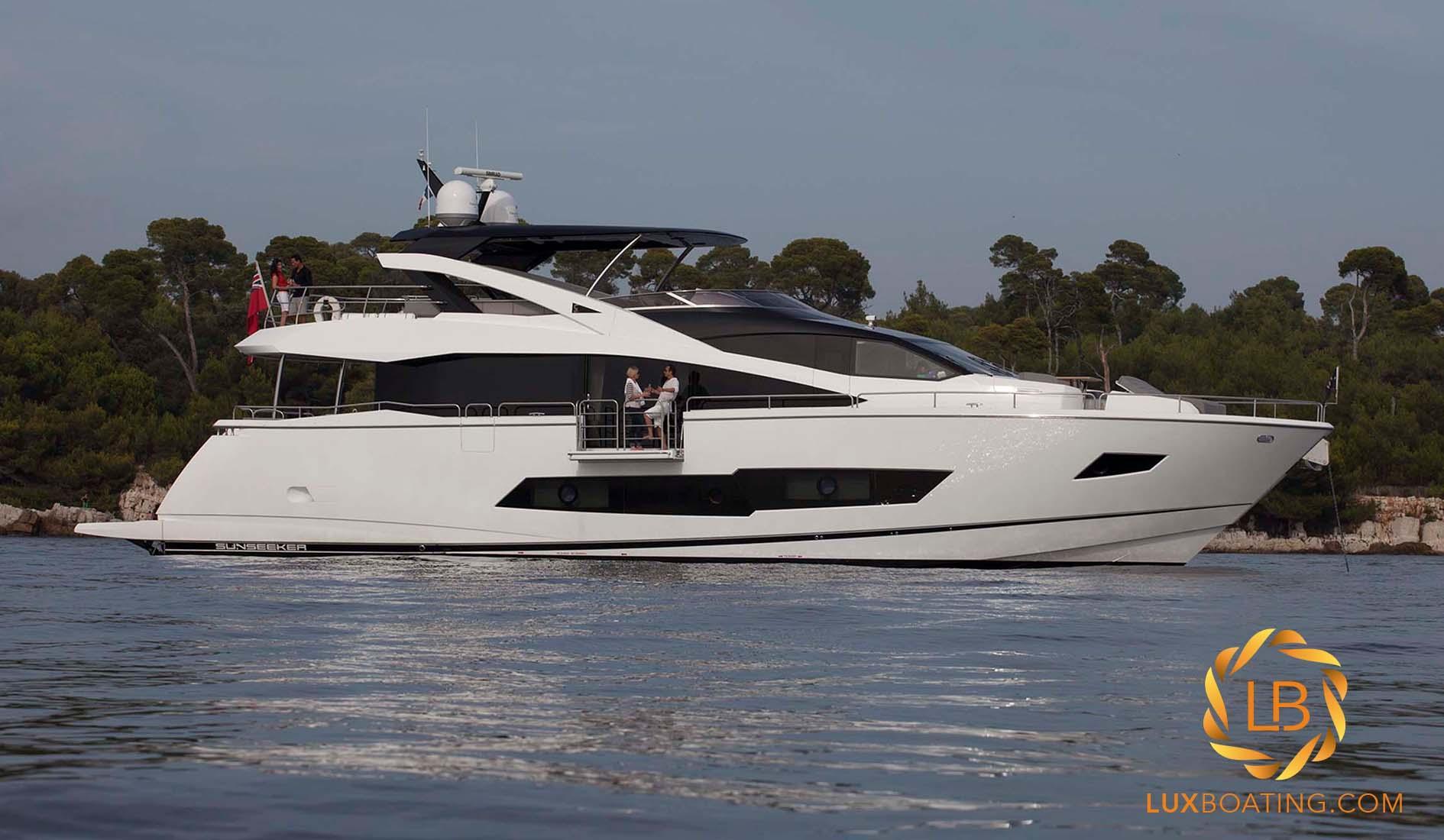SUNSEEKER 86 YACHT