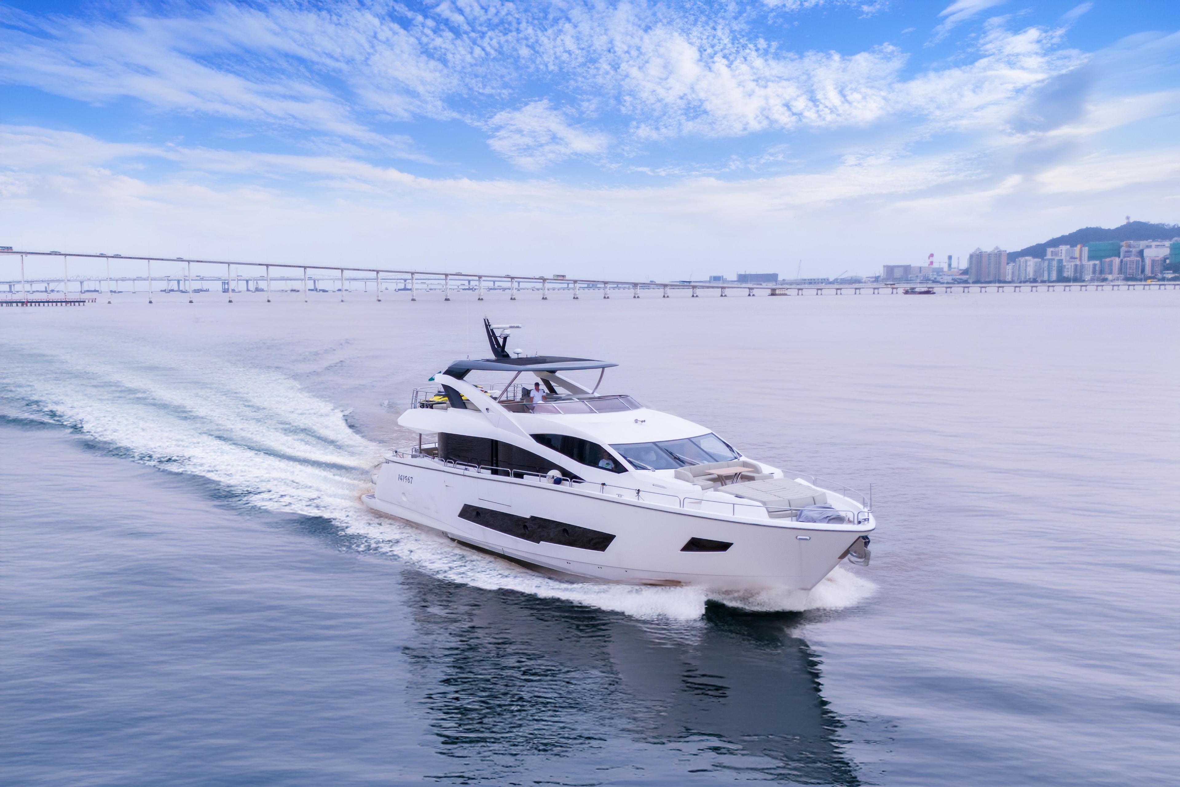 Sunseeker 86