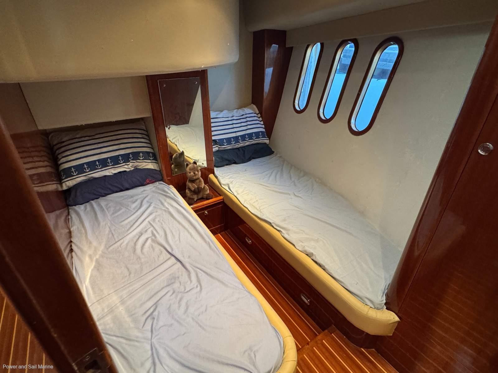 Thumbnail 24 - Bella 420 Flybridge Platinum