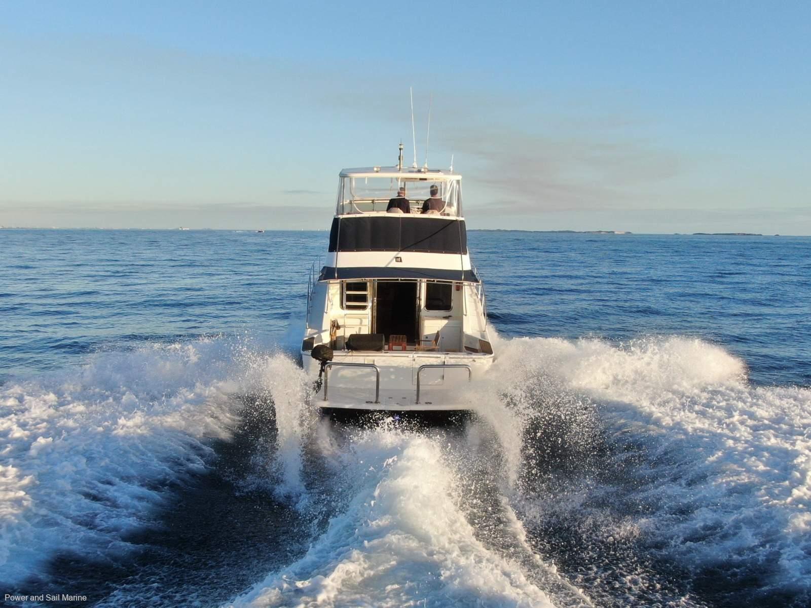 Thumbnail 5 - Bella 420 Flybridge Platinum
