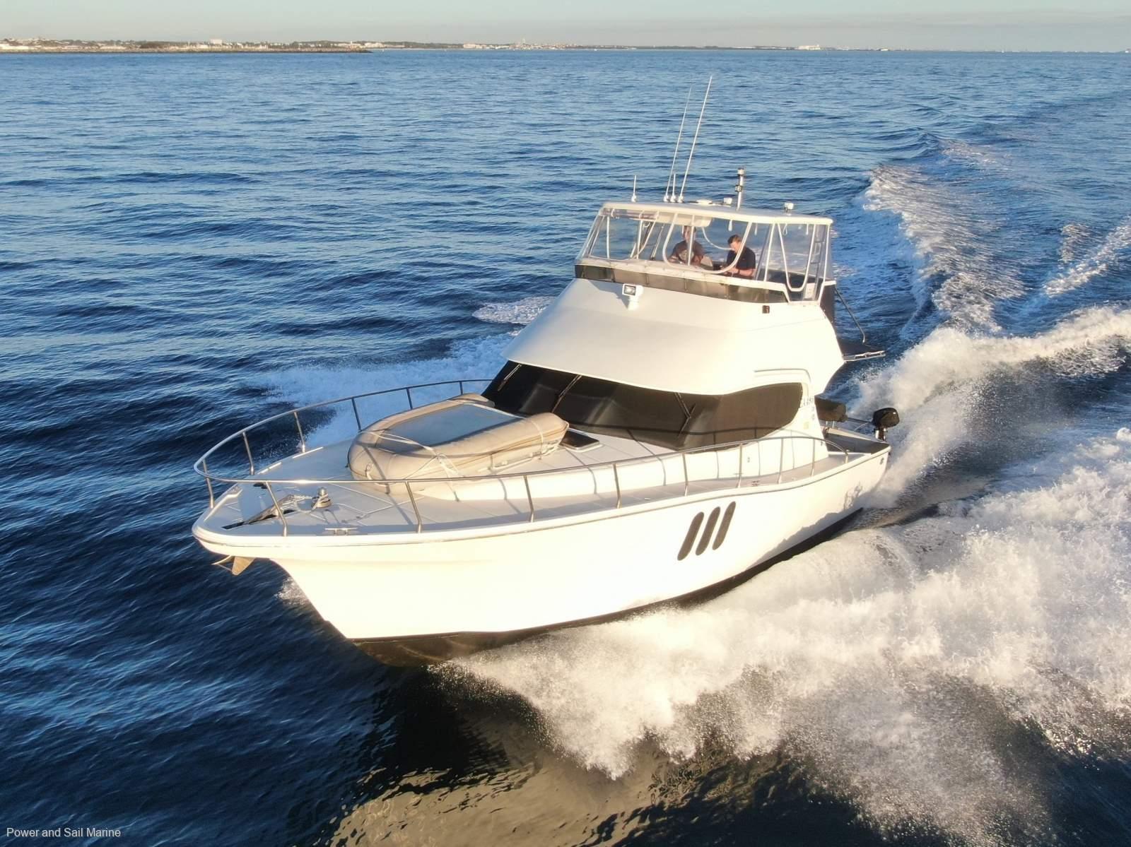 Bella 420 Flybridge Platinum - Image 1